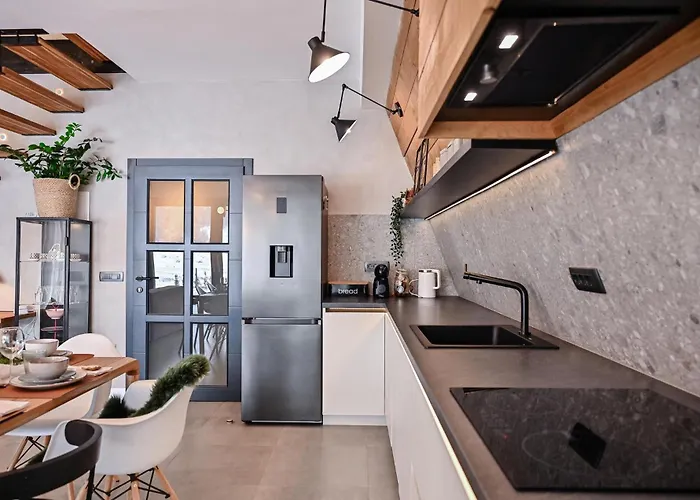 Amazing In With Sauna Sunger